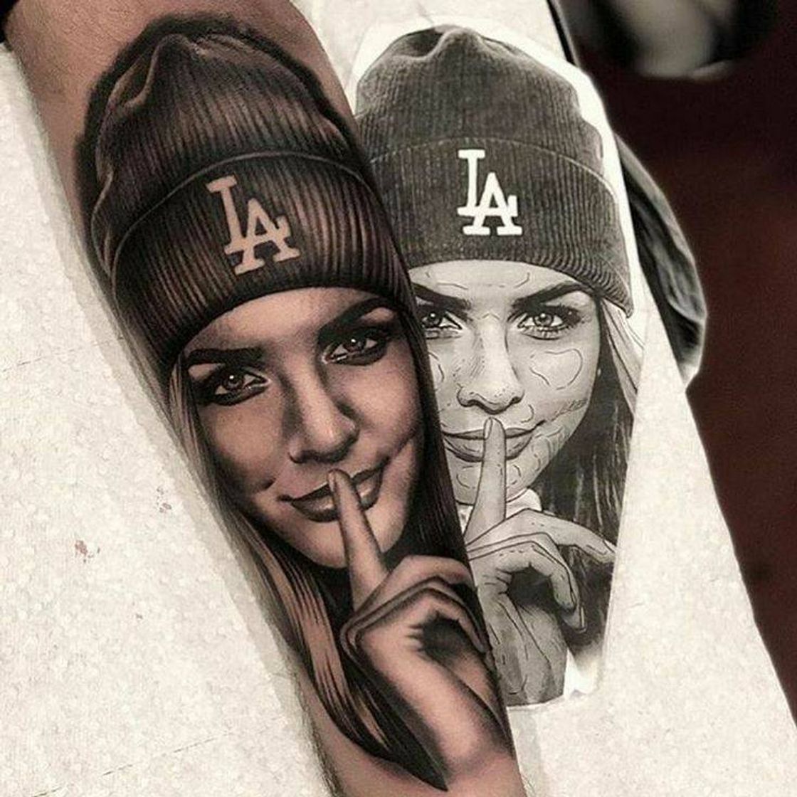 Moda Realistic tattoo