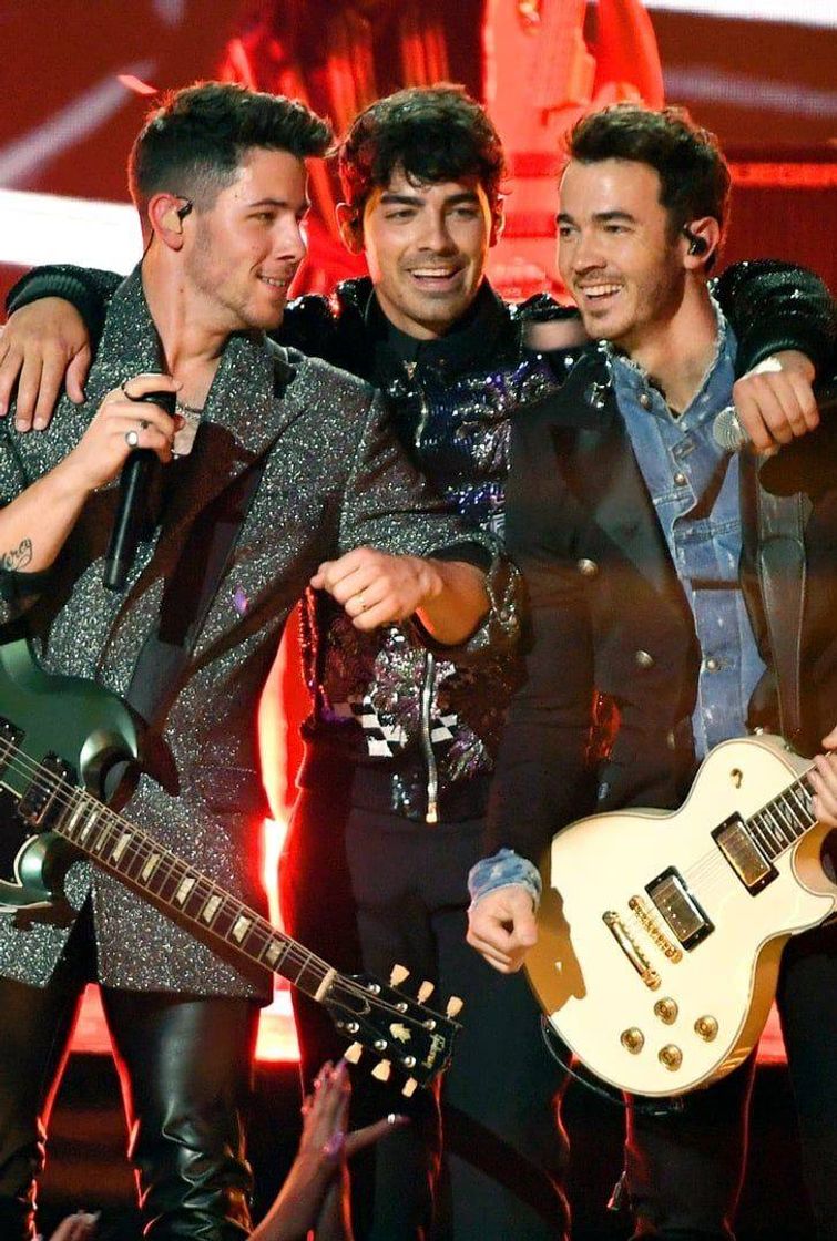 Moda Jonas brothers