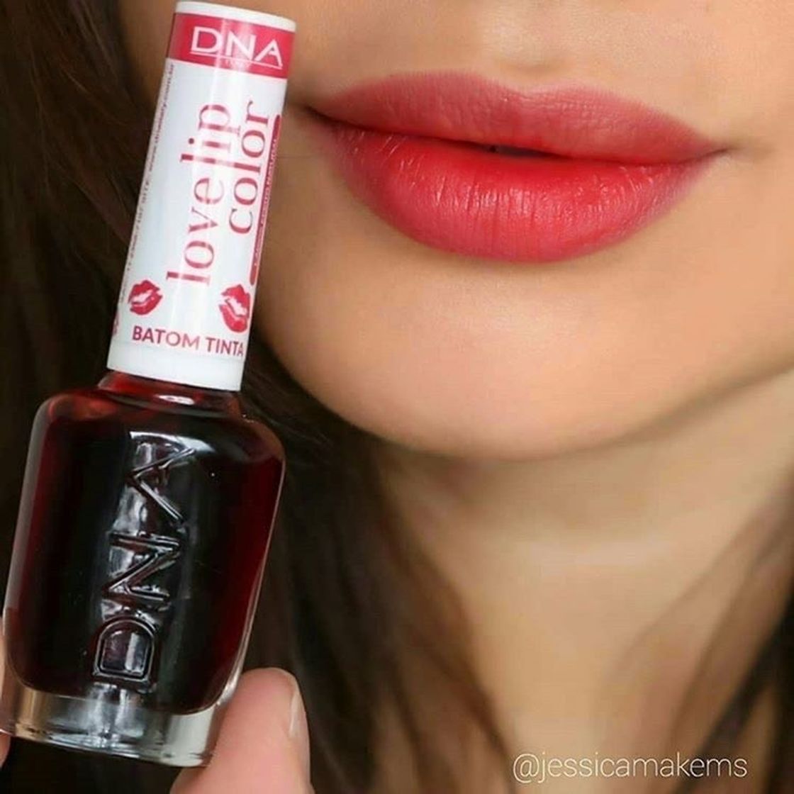 Social Liptint 
