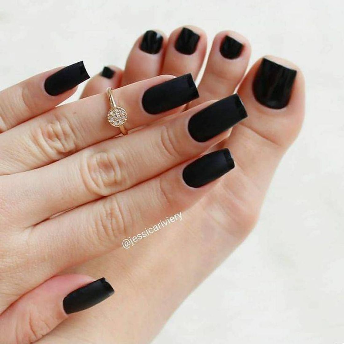 Fashion Unhas simples em preto