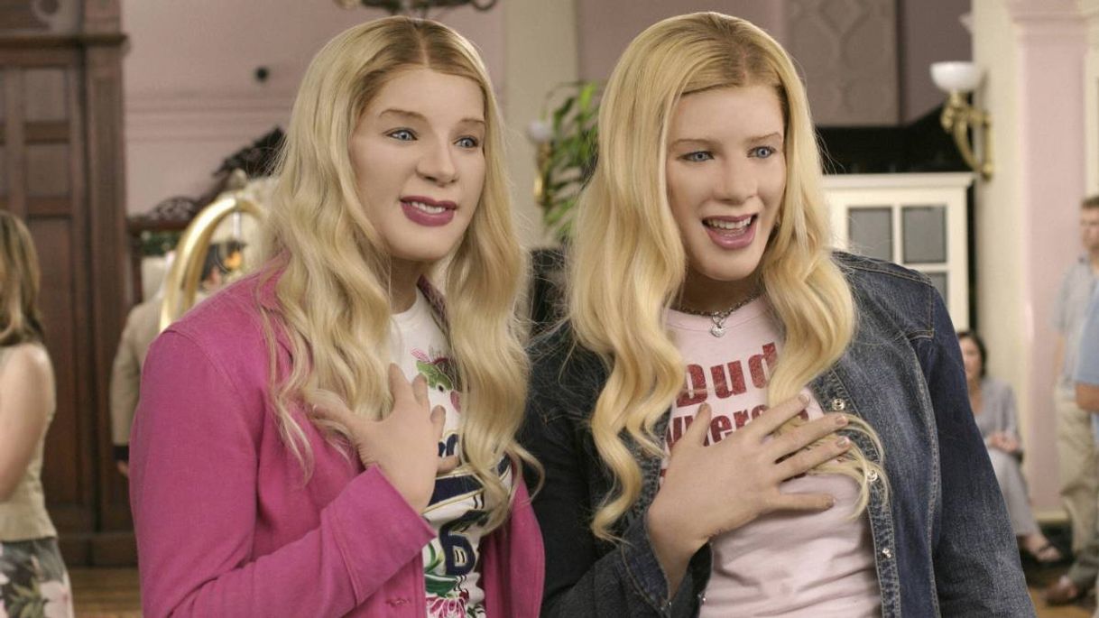 Película Dos rubias de pelo en pecho