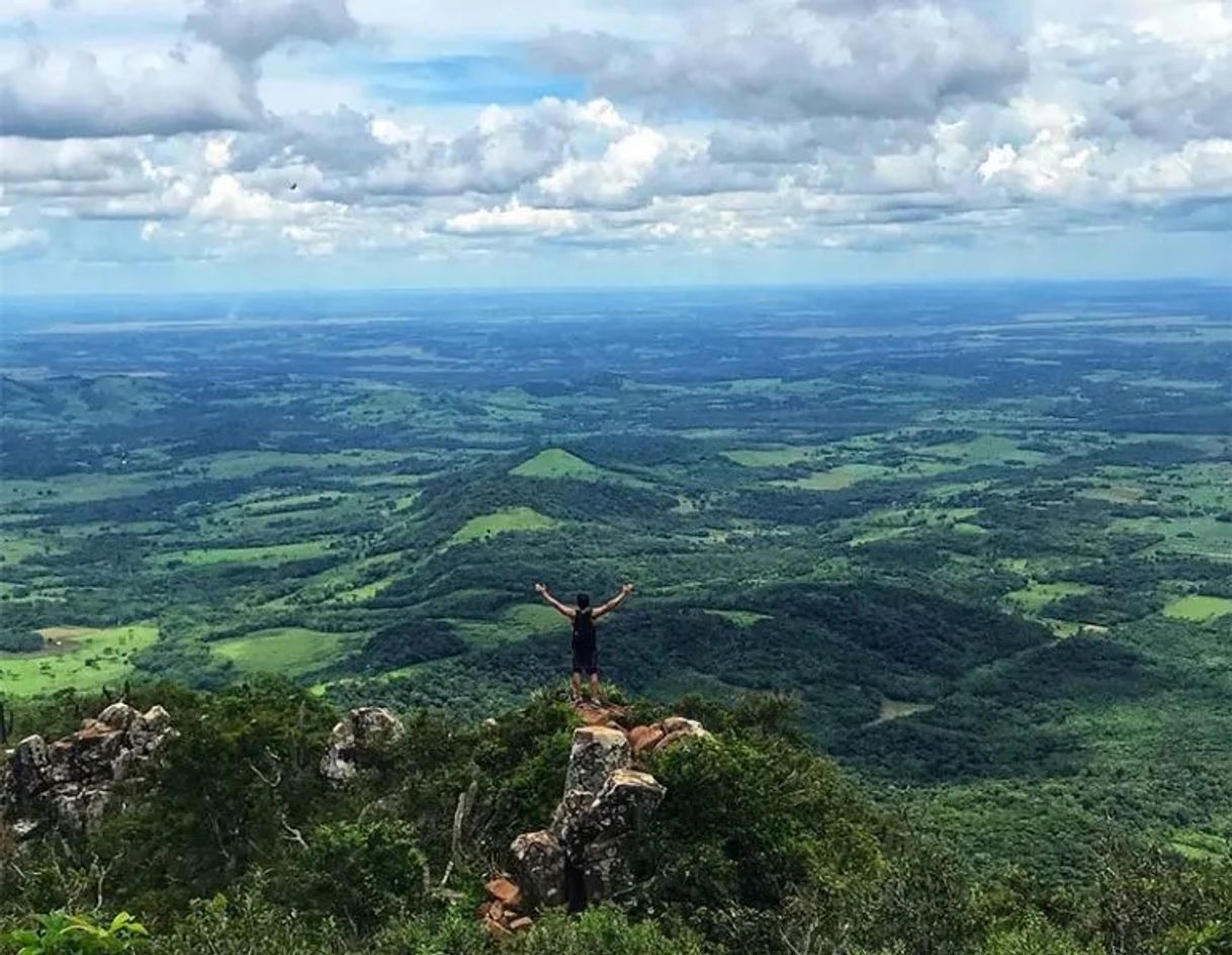 Lugar Cerro Tres Kandú