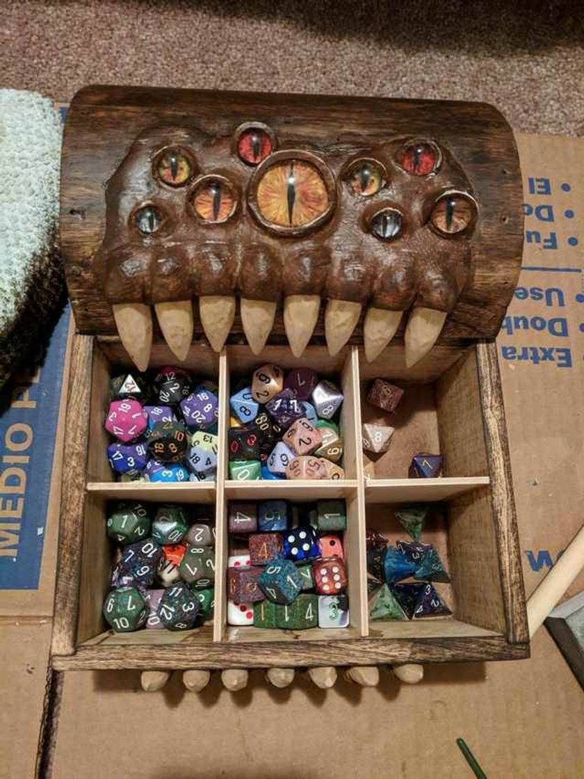 Social Mimic Dice Chest
