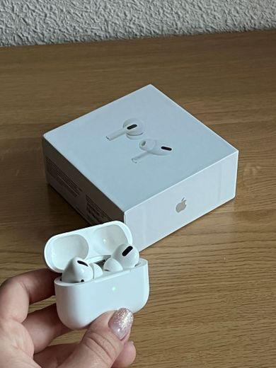 AirPods