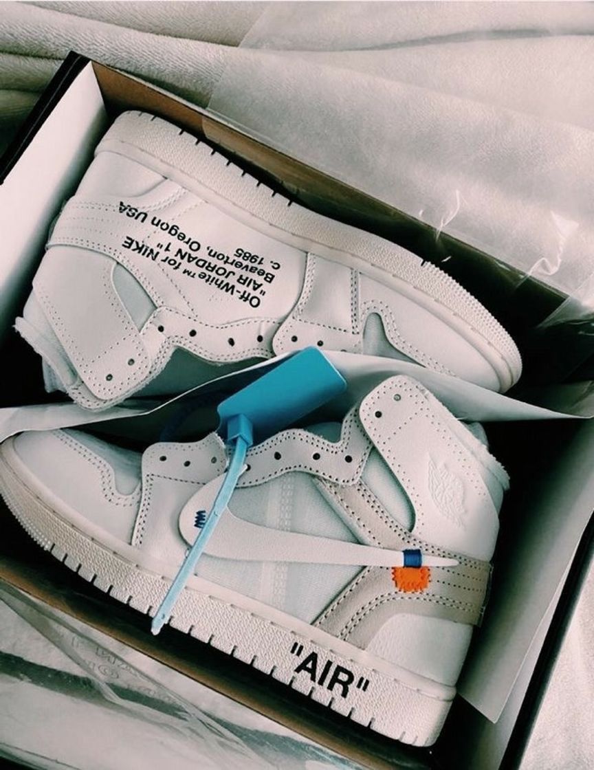 Moda jordan X off white