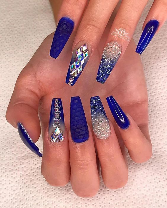 Moda Modelos unhas azuis💙💎