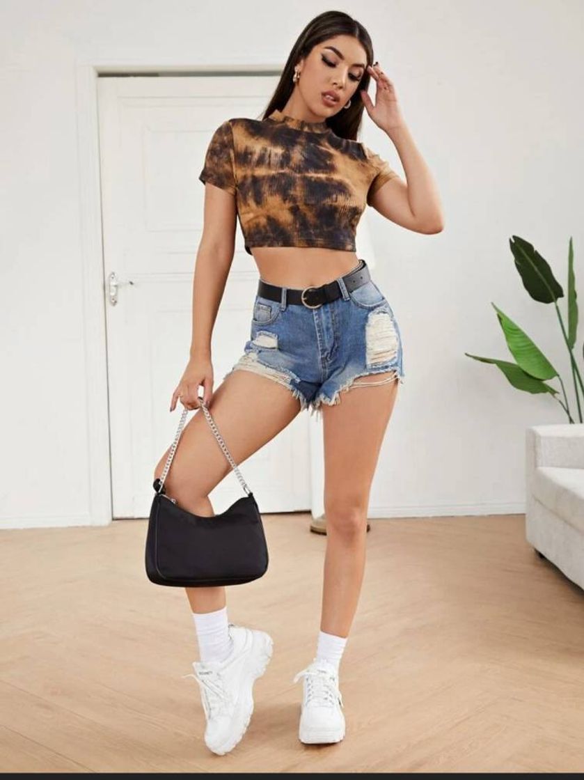 Social Cropped tey day