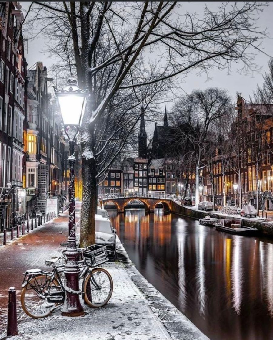 Place Holanda