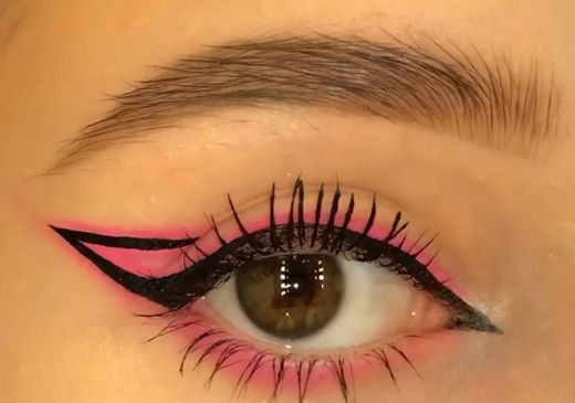 make rosa com delineador 🦄💖