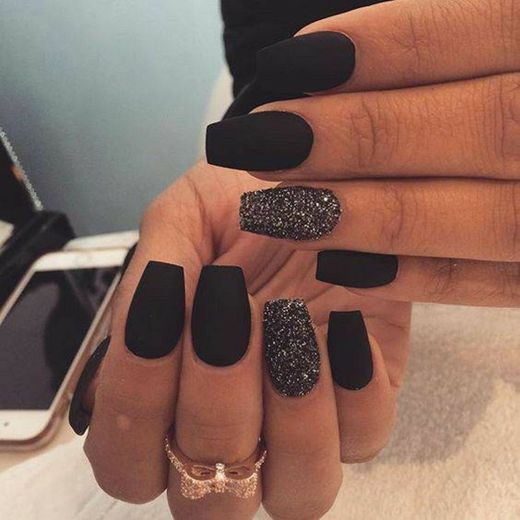 Black Nail