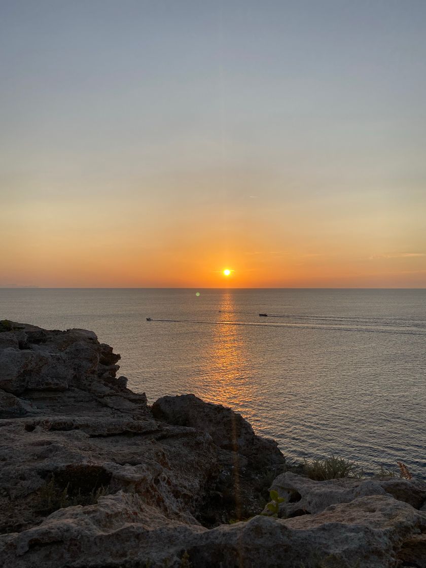 Place Faro Punta Nati