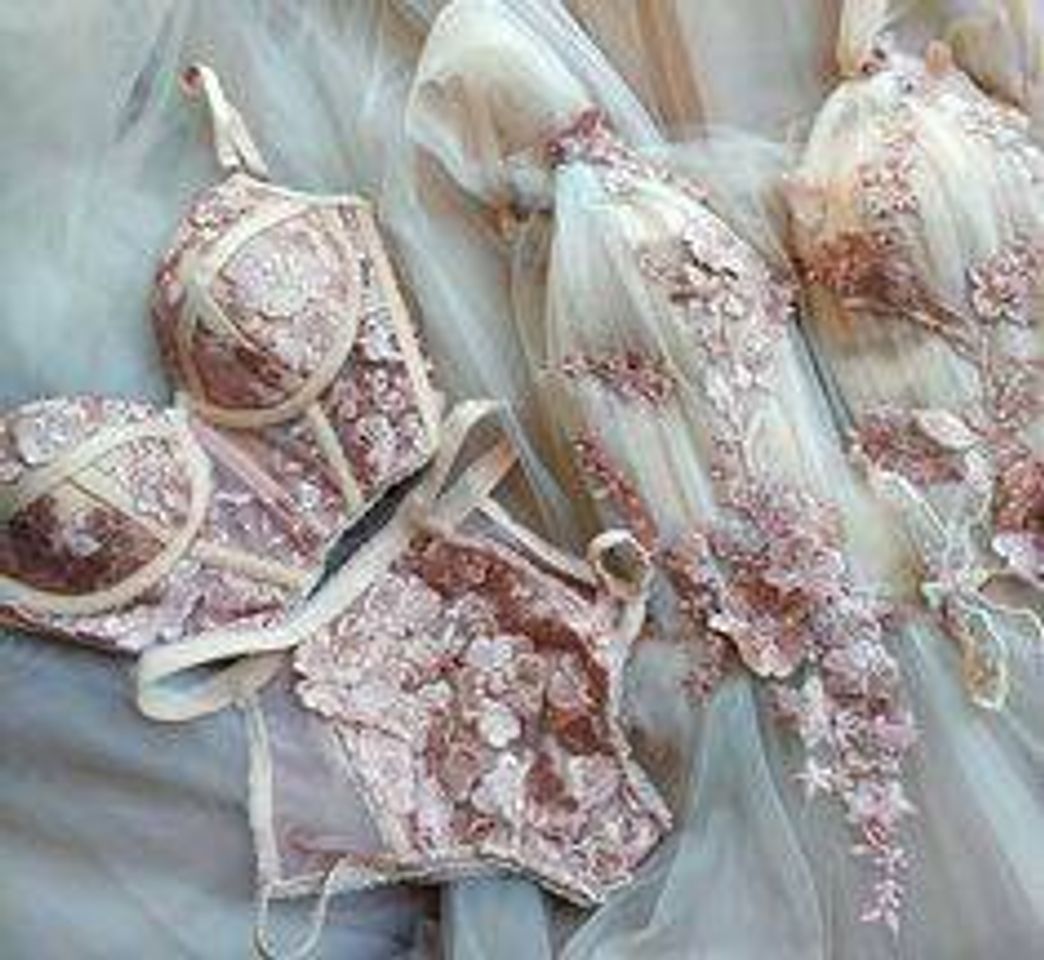 Moda Lingerie renda delicada 💕💫