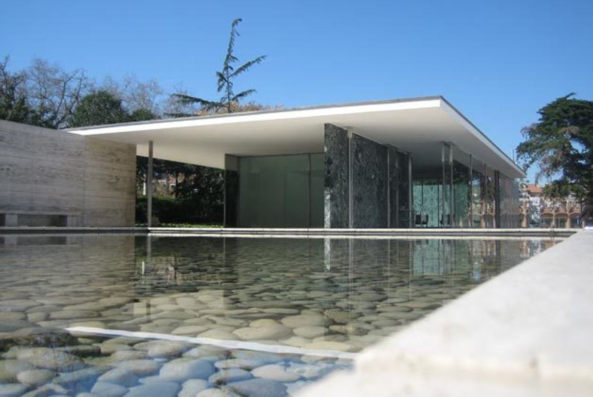 Lugar Pabellón Mies Van Der Rohe