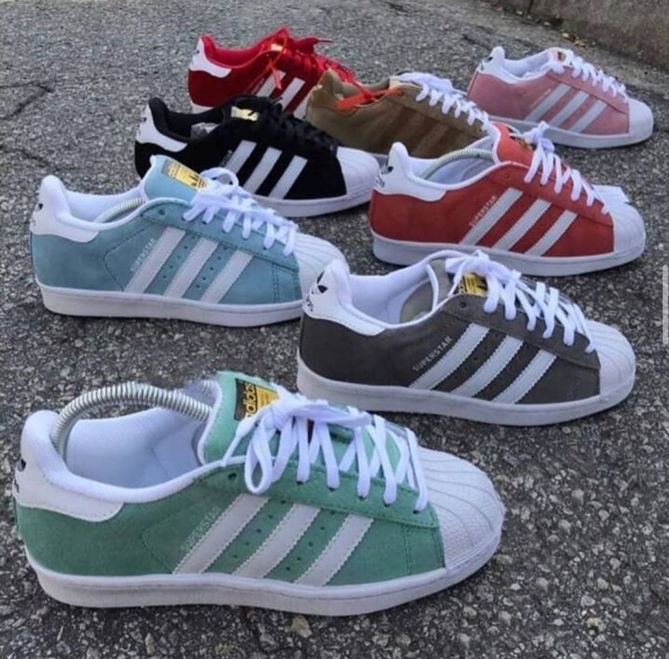 Adidas superstar camurça 