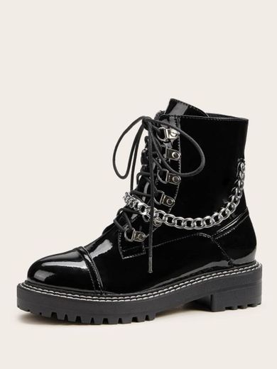 Botinha com correntes, lug sole lace up boots