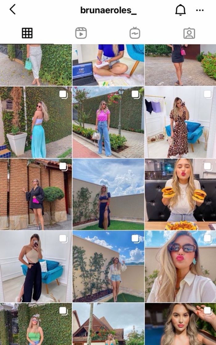 Social @brunaeroles_