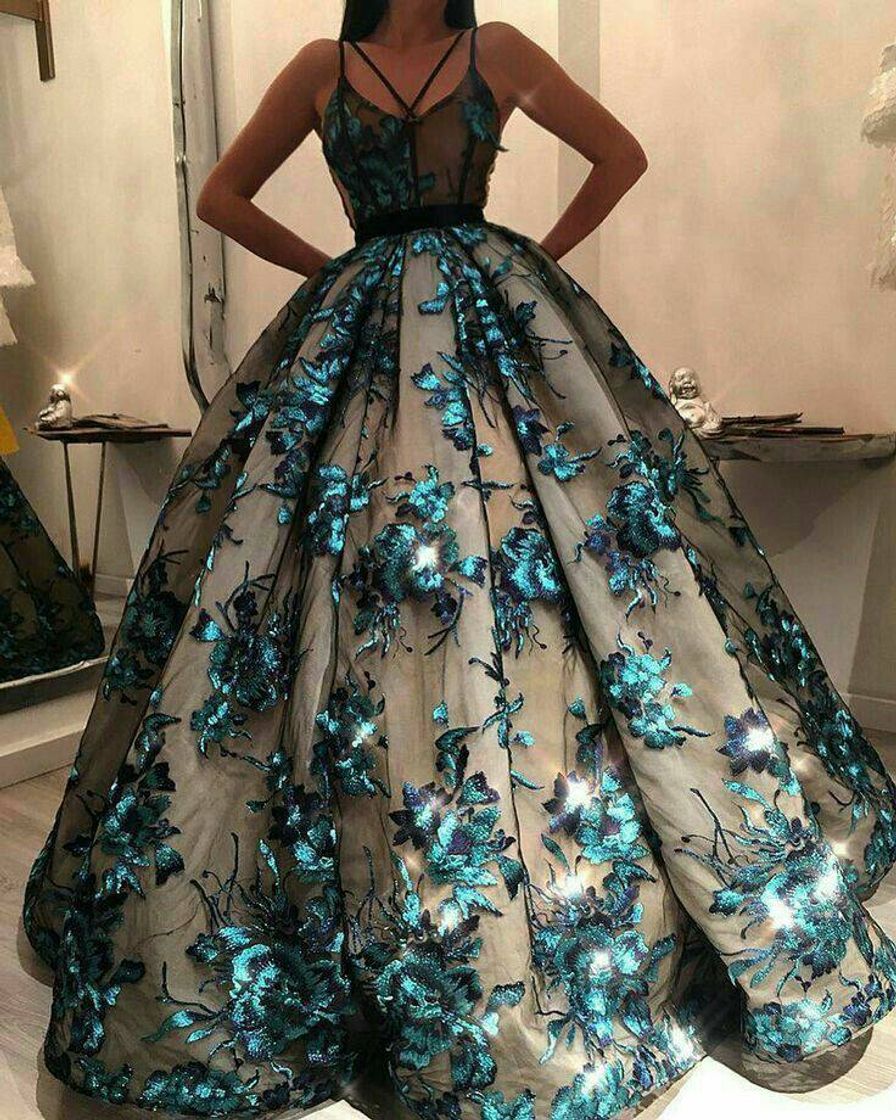 Moda Vestido de baile🦋