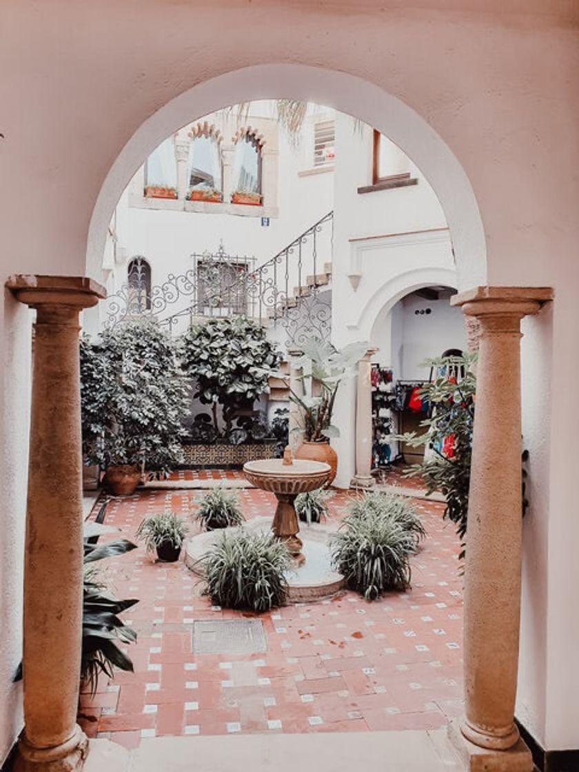 Place Roc de Sant Gaietà