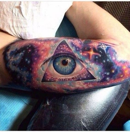 Tatuagem universo