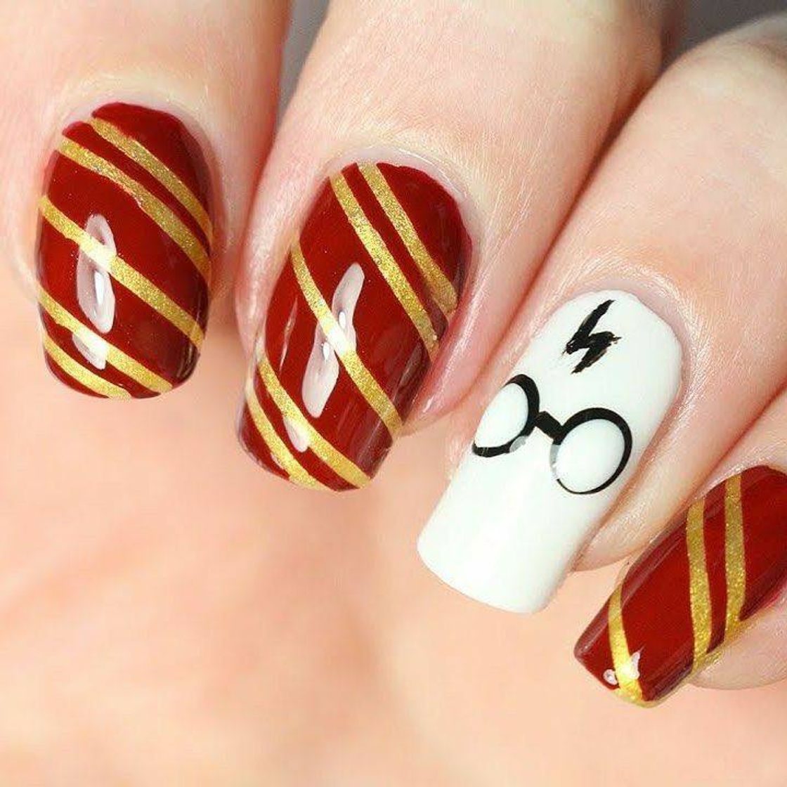 Fashion Unhas do Harry Potter 👦👓⚡❤💛