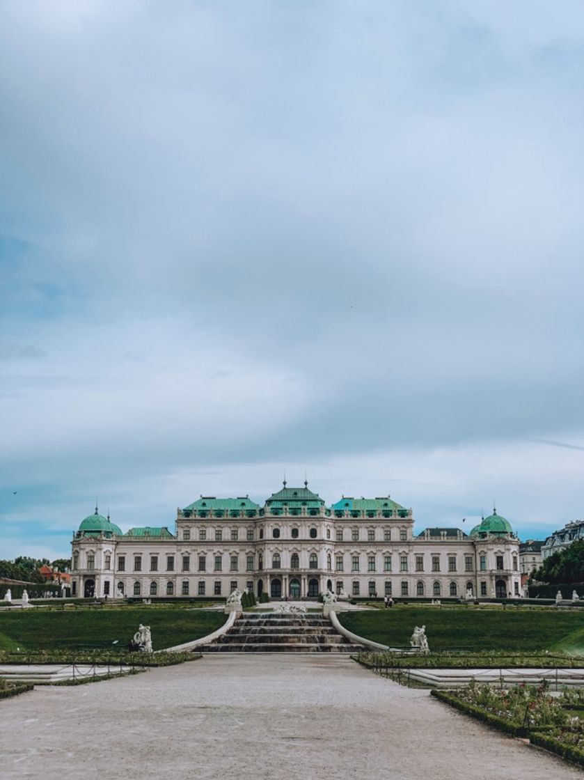 Place Belvedere Palace