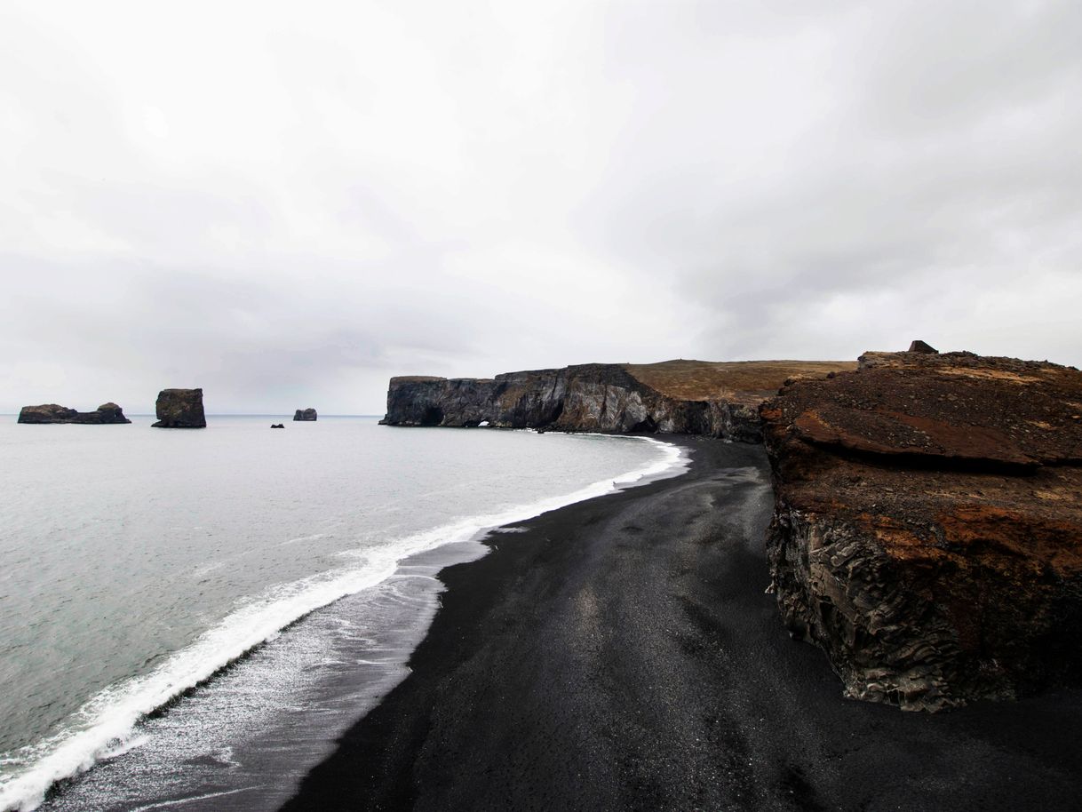 Lugar Black Sand Beach