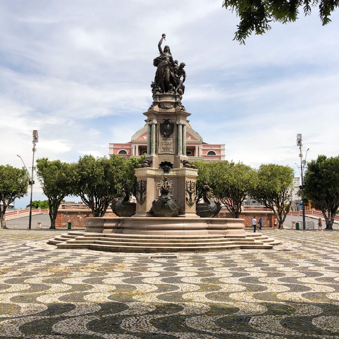 Place Largo de São Sebastião