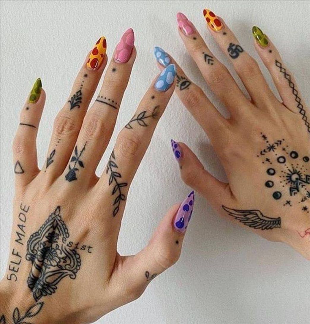 Fashion Tatuagem de mão