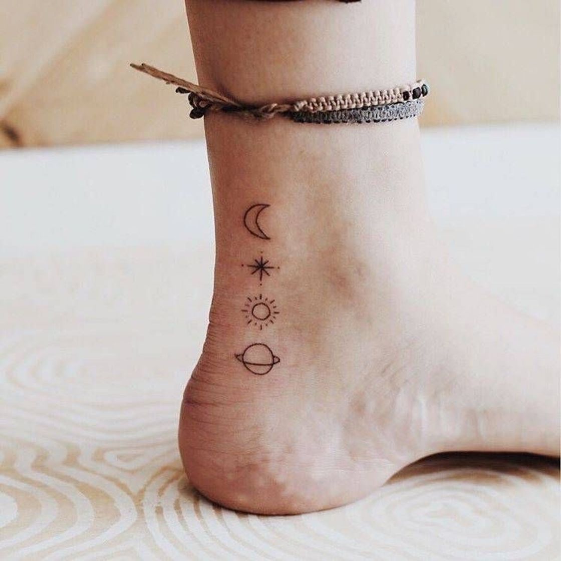 Moda TATOO MINIMALISTA 