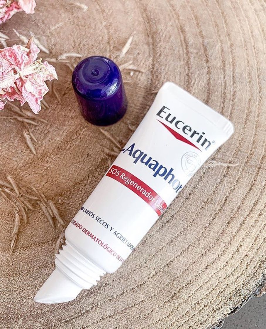 Social Eucerin Aquaphor Pomada Labial Reparadora 
