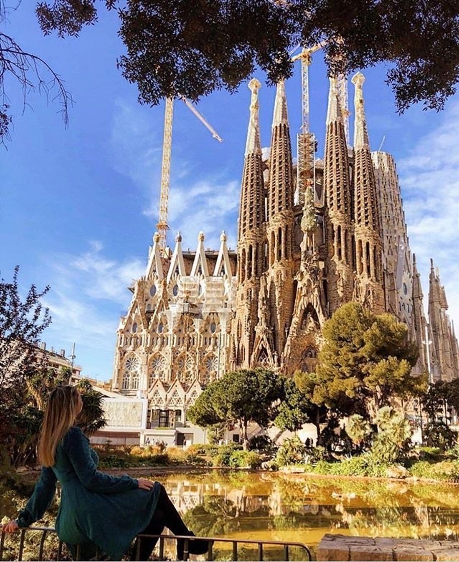 Moda Igreja da sagrada família 