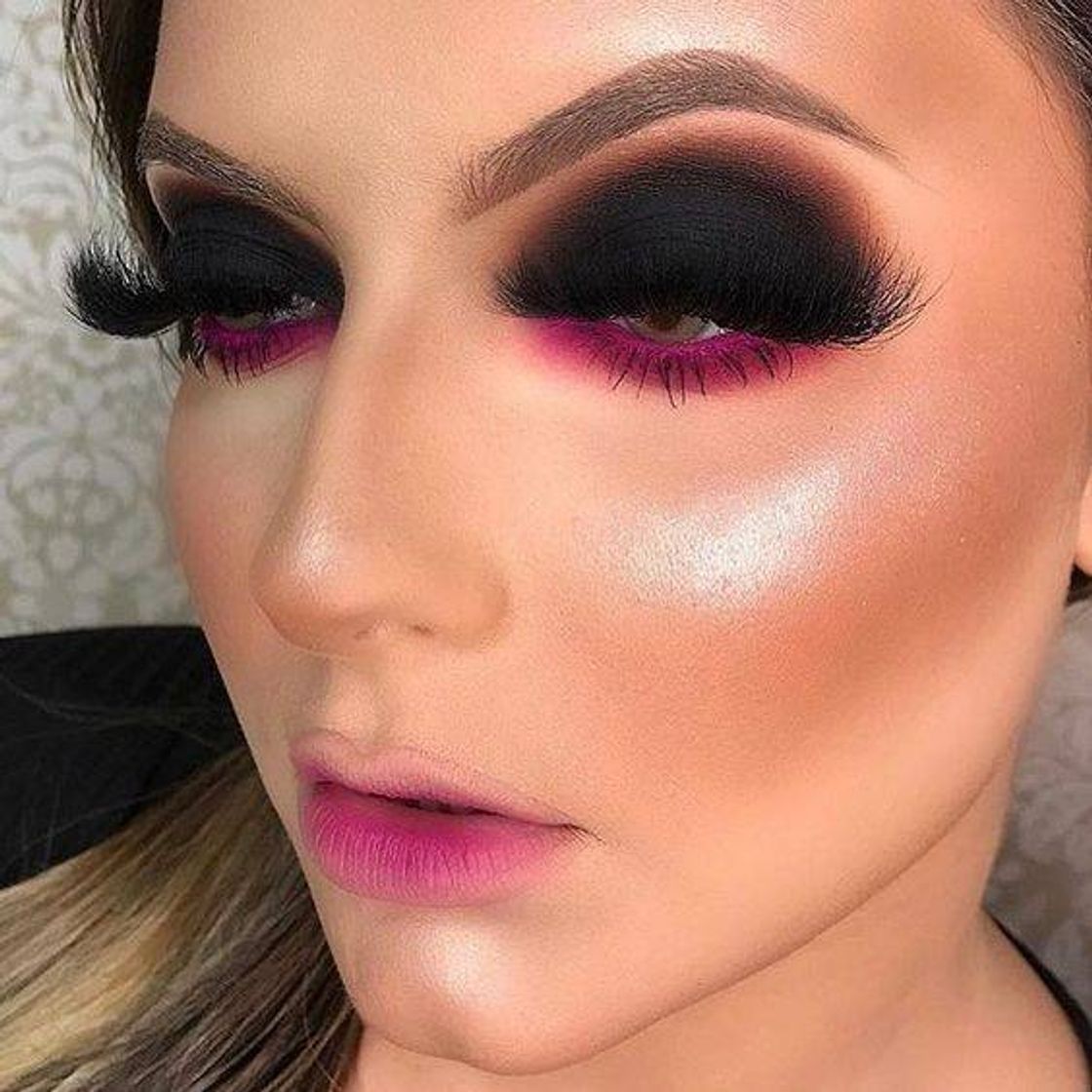 Moda Makeup