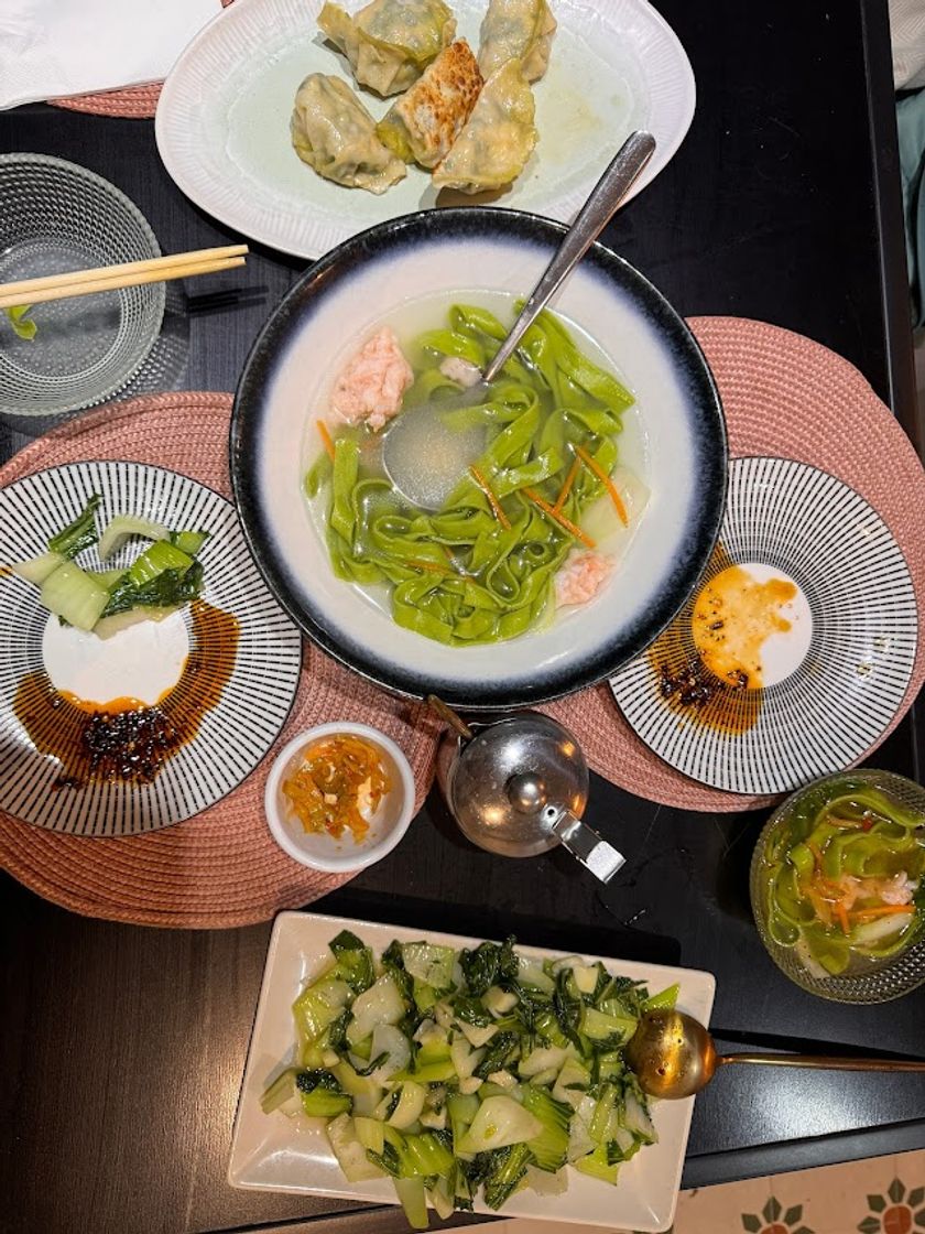 Restaurants MAMA DUMPLINGS 妈妈的饺子