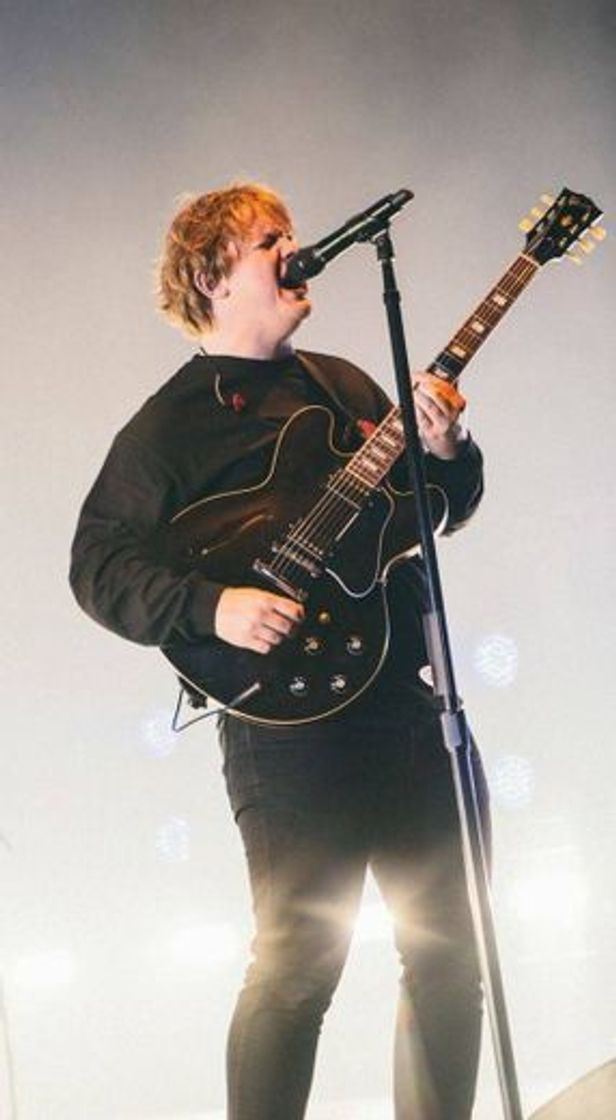 Fashion lewis capaldi