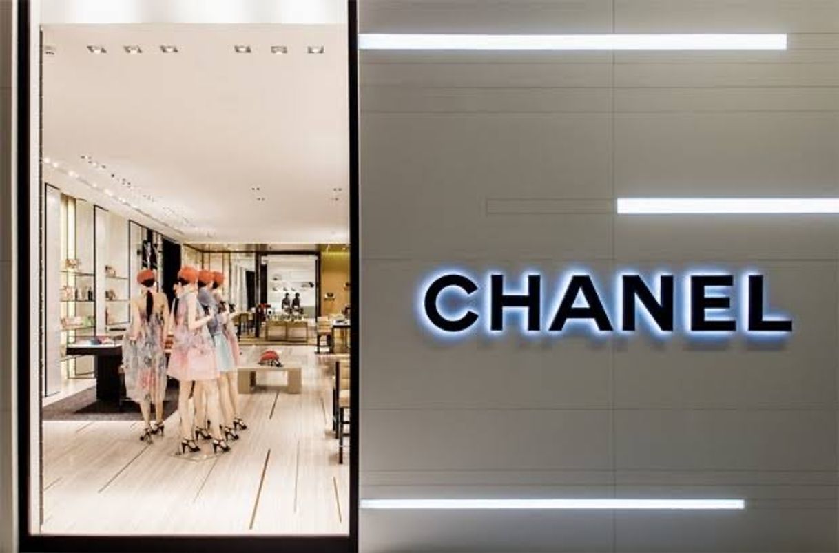 Places CHANEL