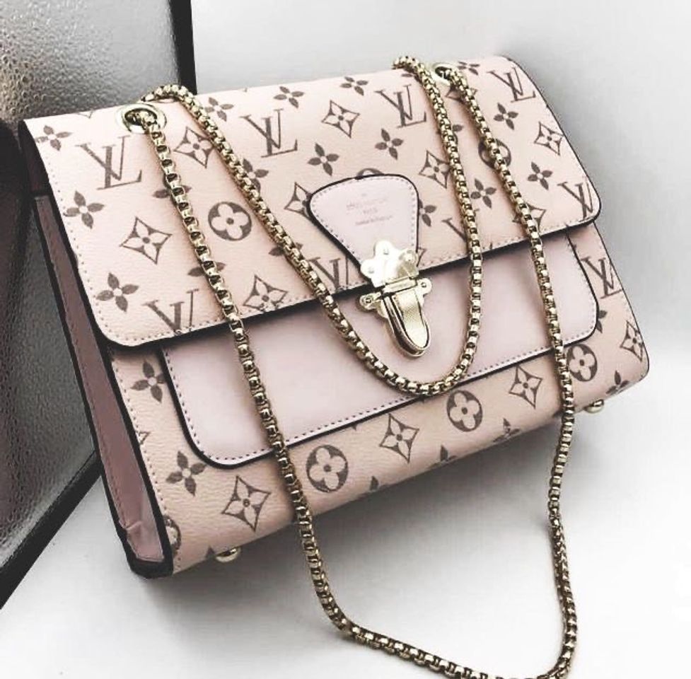 Social Louis Vuitton 2