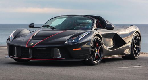 La Ferrari Aperta

