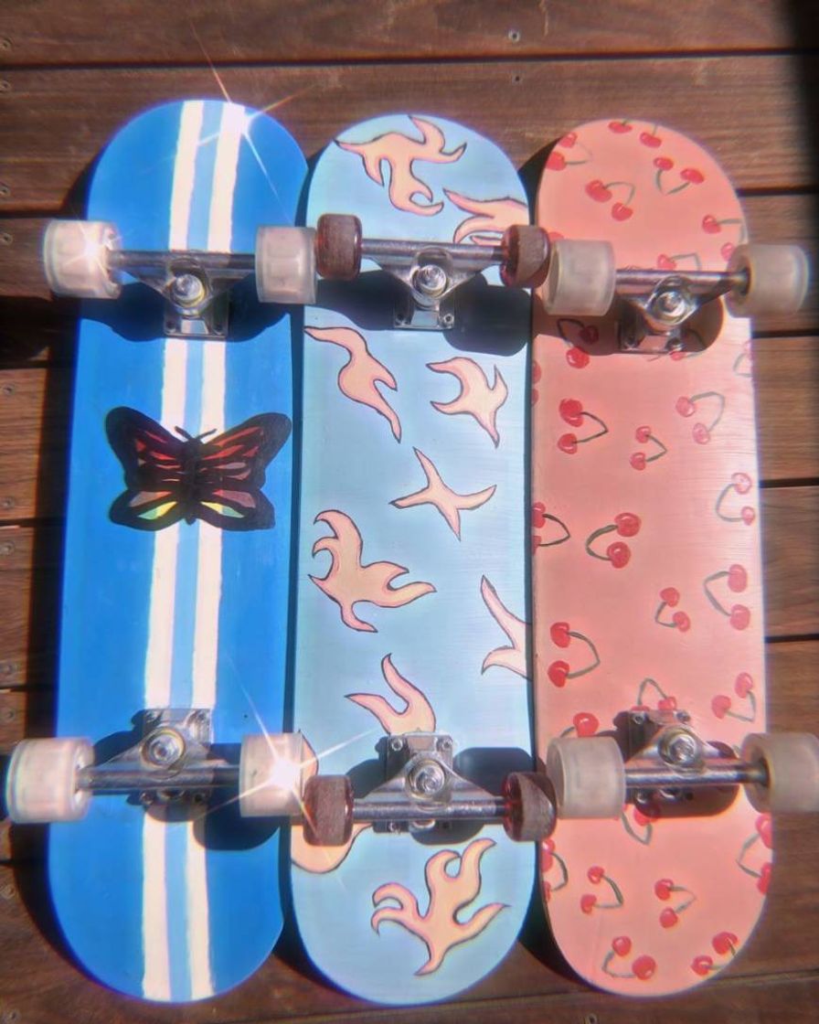 Social uma vibe + pastel, menininha , mais muito estiloso