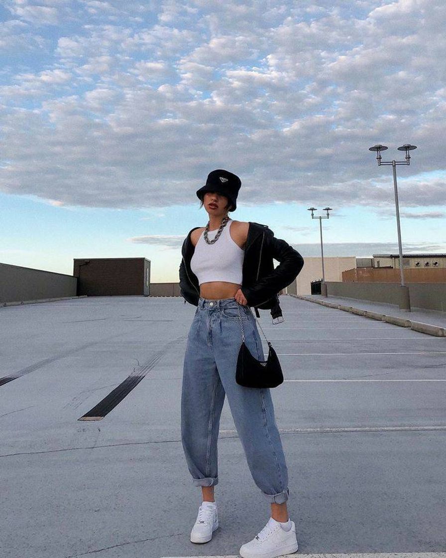 Fashion Look com calça jeans estilo vintage 