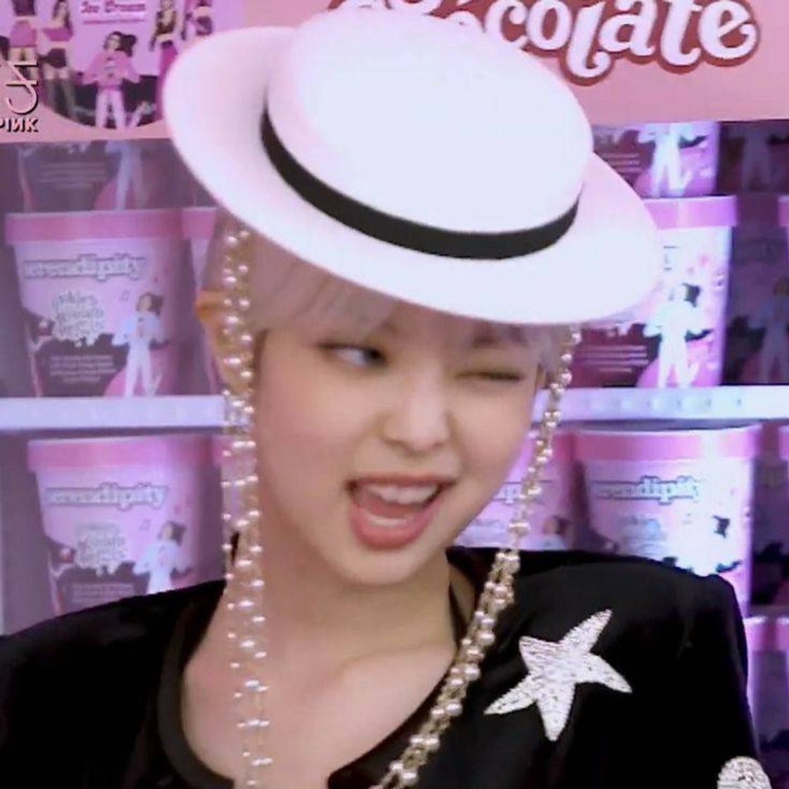 Fashion jennie kim icon