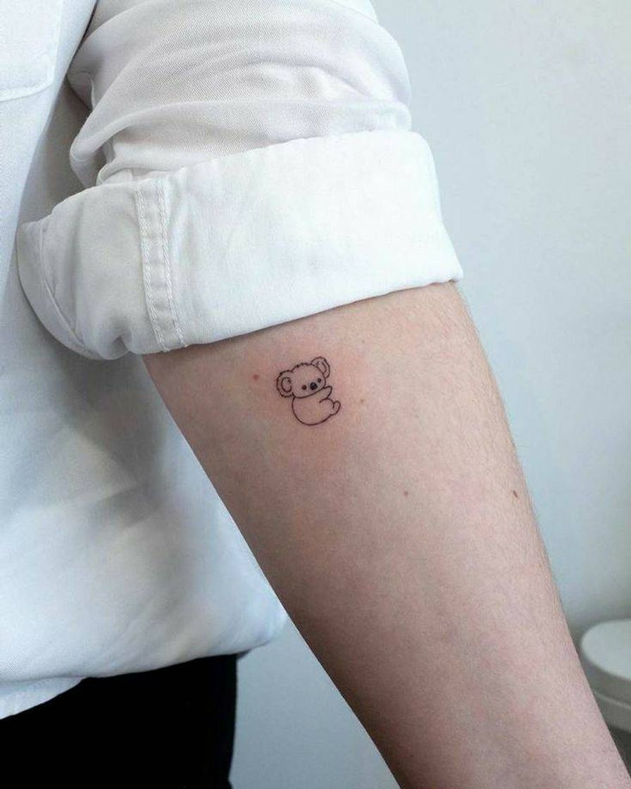 Fashion minimalist tattoo