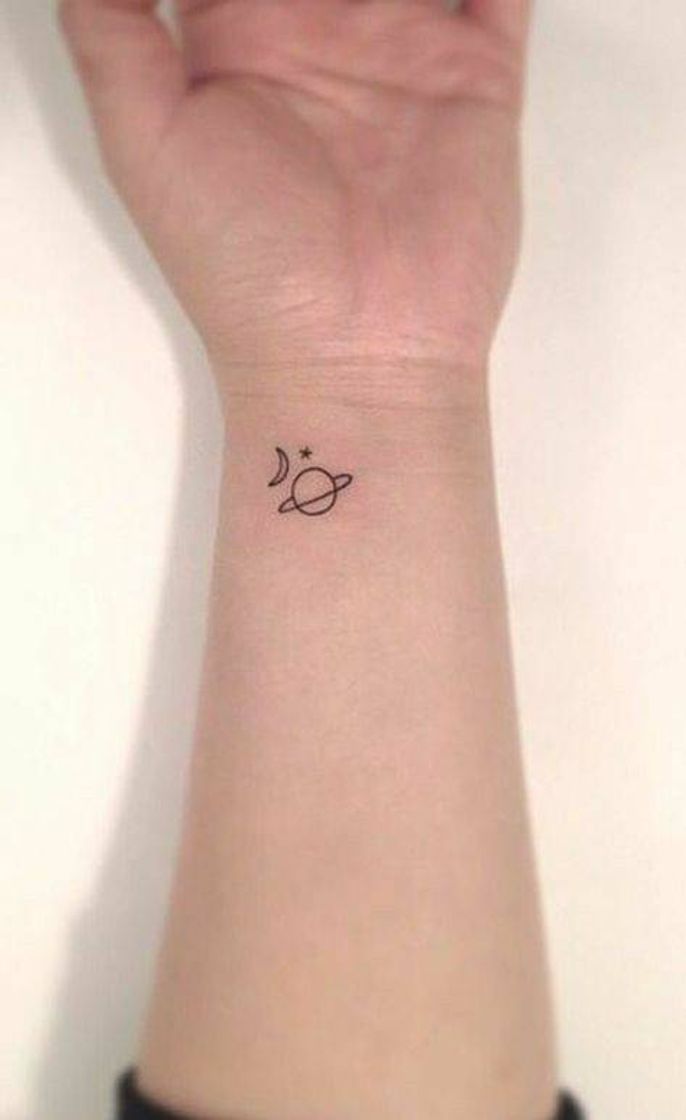 Fashion minimalist tattoo