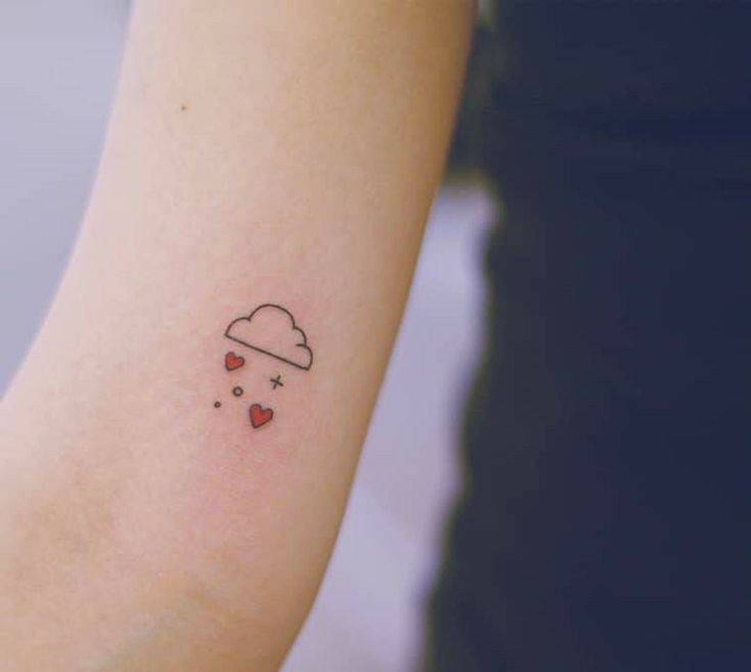 Moda minimalist tattoo