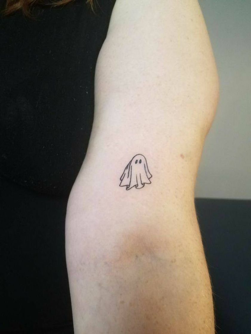 Moda minimalist tattoo