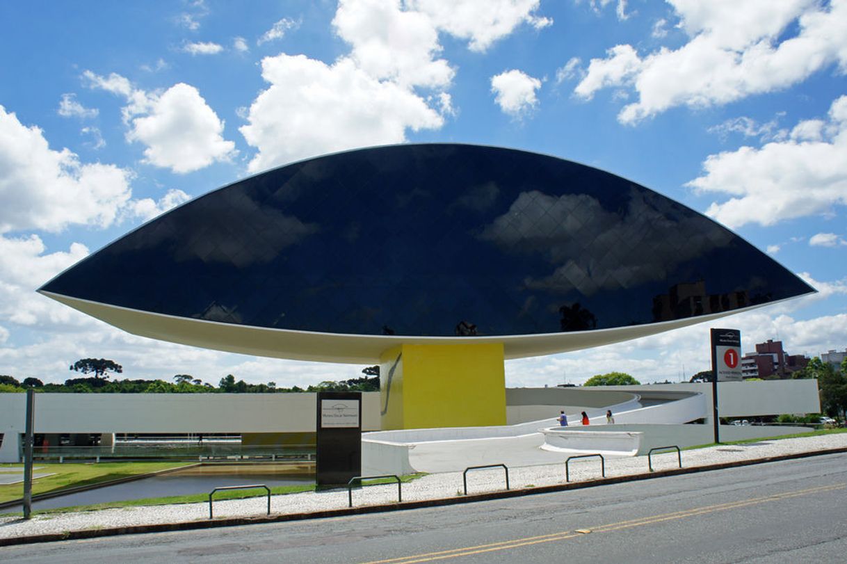 Place Museu Oscar Niemeyer