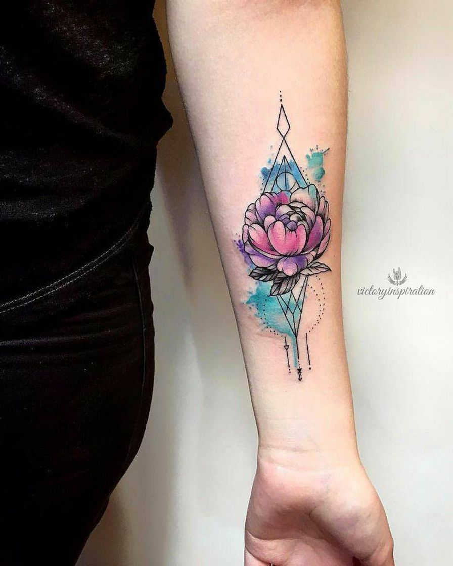 Moda Tattoo aquarela 