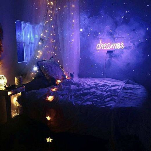 Quarto com decoração eclipse lunar 