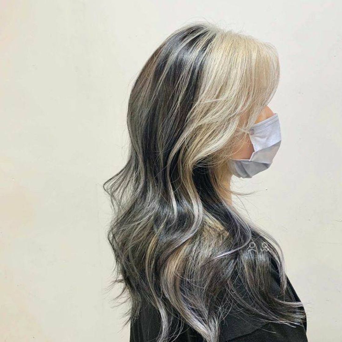 Moda Cabelo grunge loiro coreano 