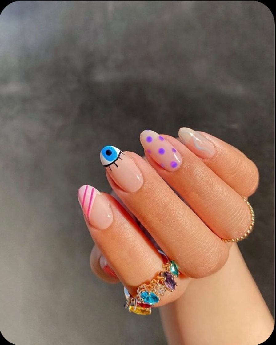 💅🏻