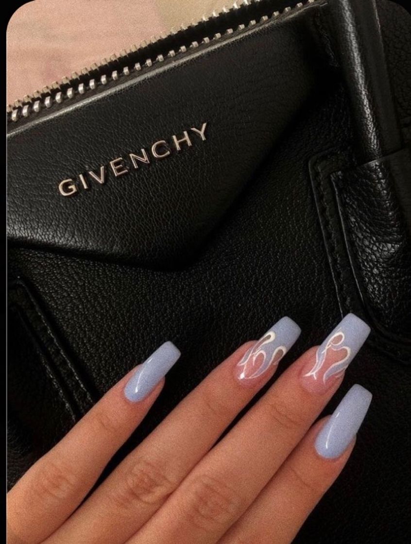 💅🏻